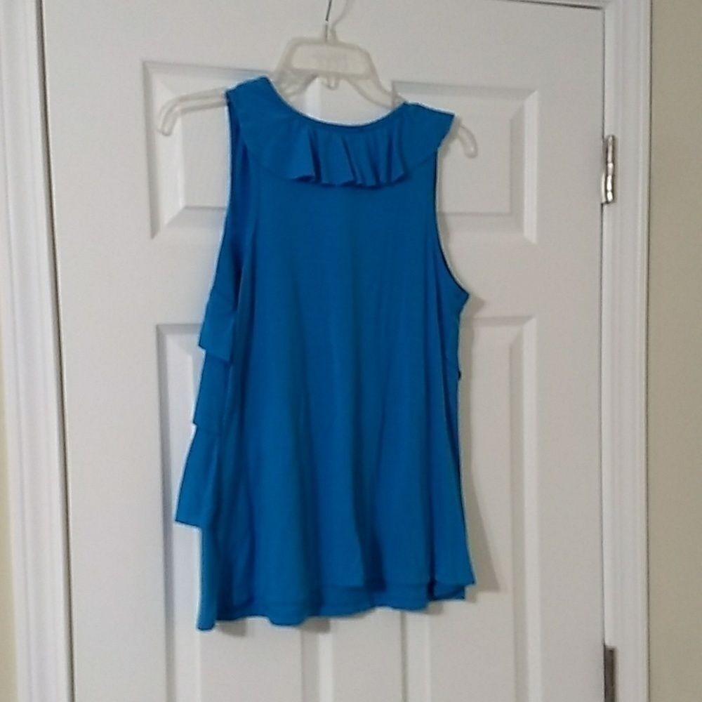 Pretty Blue Layered Tank - Picture 2 of 2